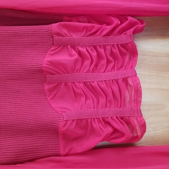 Almost Famous Women's Top - Picture 4 of 7